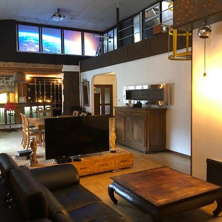 Appartement Style Loft Industrielle De 250M2 Longwy Exteriér fotografie